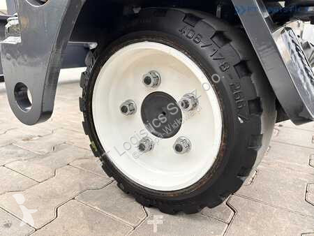 Stivuitor multidirectional Combilift
