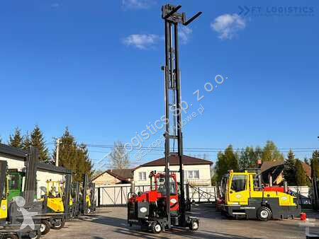 Stivuitor multidirectional Combilift