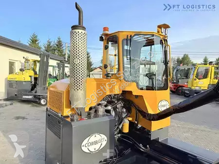 Štvorcestný vysokozdvižný vozík Combilift