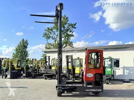 Štvorcestný vysokozdvižný vozík Combilift