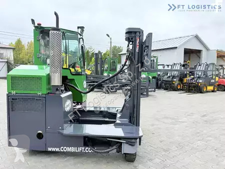 Štvorcestný vysokozdvižný vozík Combilift
