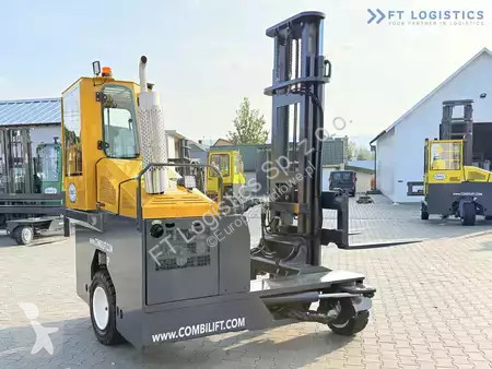 Štvorcestný vysokozdvižný vozík Combilift