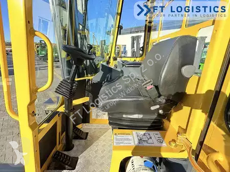 Štvorcestný vysokozdvižný vozík Combilift