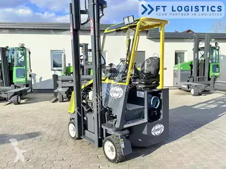 Štvorcestný vysokozdvižný vozík Combilift