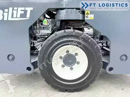 Štvorcestný vysokozdvižný vozík Combilift