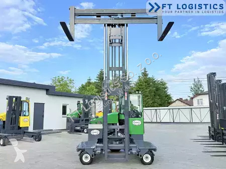 Многопосочен кар Combilift