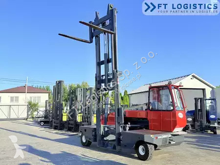 Stivuitor multidirectional Combilift