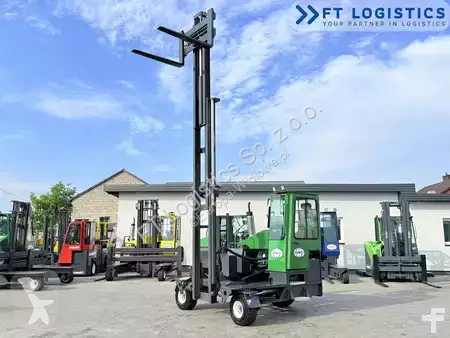 Stivuitor multidirectional Combilift