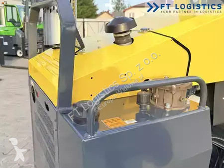 Stivuitor multidirectional Combilift