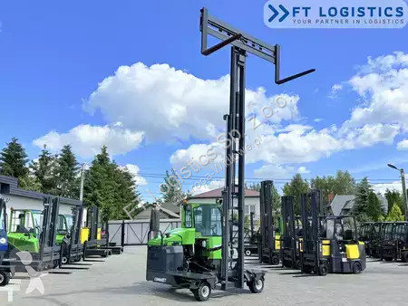 Многоходовой погрузчик Combilift