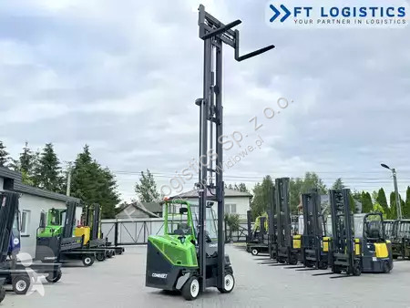 Многоходовой погрузчик Combilift