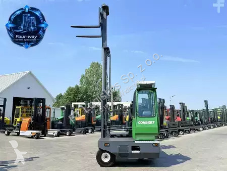 Chariot multidirectionnel Combilift