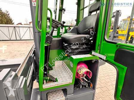 Stivuitor multidirectional Combilift