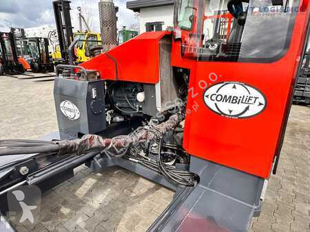 Stivuitor multidirectional Combilift
