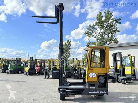 Stivuitor multidirectional Combilift