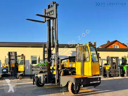 Štvorcestný vysokozdvižný vozík Combilift