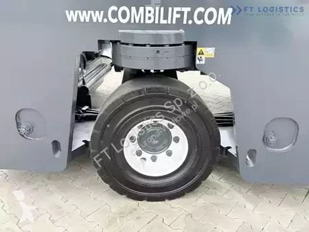 Štvorcestný vysokozdvižný vozík Combilift