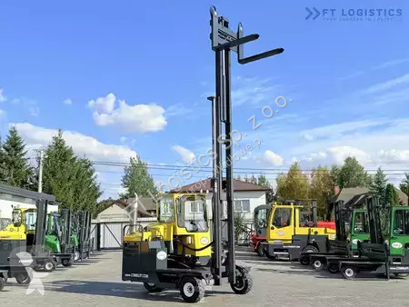 Štvorcestný vysokozdvižný vozík Combilift