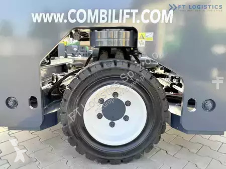 Štvorcestný vysokozdvižný vozík Combilift