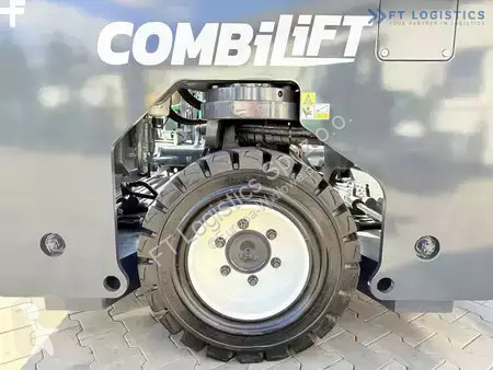 Štvorcestný vysokozdvižný vozík Combilift