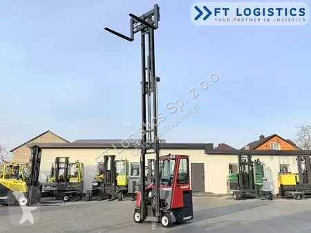 Štvorcestný vysokozdvižný vozík Combilift