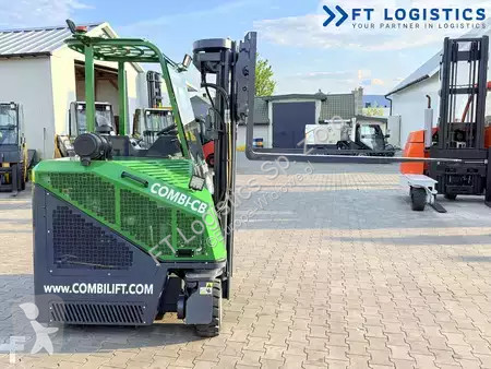 Štvorcestný vysokozdvižný vozík Combilift