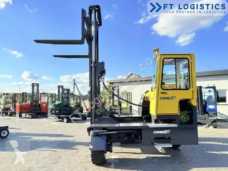 Многопосочен кар Combilift