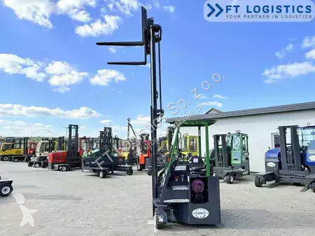 رافعة شوكية متعددة الاتجاهات Combilift