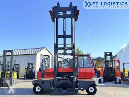 Stivuitor multidirectional Combilift