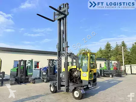 Stivuitor multidirectional Combilift