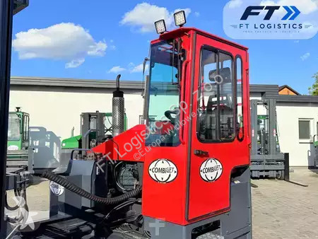 Stivuitor multidirectional Combilift