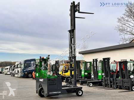 Empilhador multi direccional Combilift