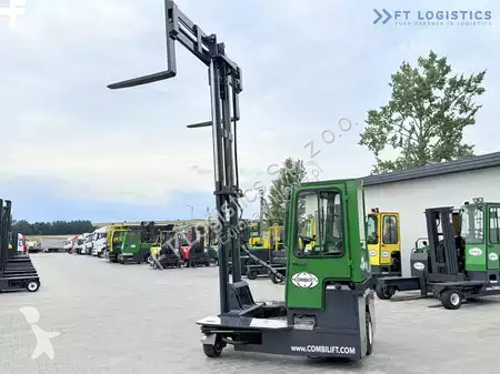 Štvorcestný vysokozdvižný vozík Combilift