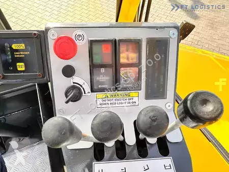 Štvorcestný vysokozdvižný vozík Combilift