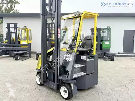 Štvorcestný vysokozdvižný vozík Combilift