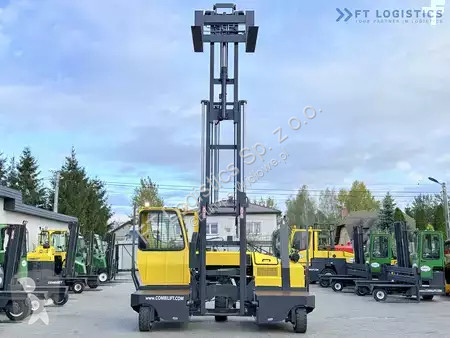 Štvorcestný vysokozdvižný vozík Combilift