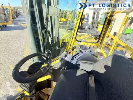 Štvorcestný vysokozdvižný vozík Combilift