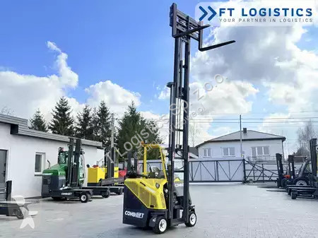 Štvorcestný vysokozdvižný vozík Combilift