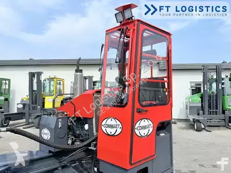Štvorcestný vysokozdvižný vozík Combilift