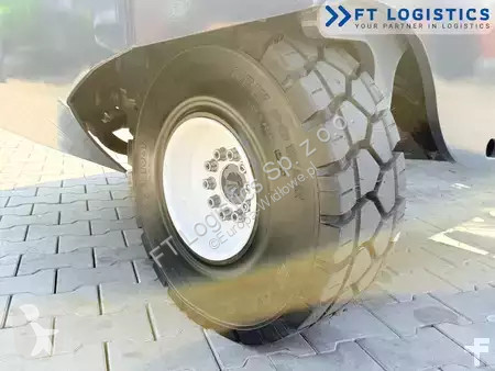 Многоходовой погрузчик Combilift