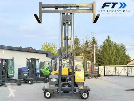 Stivuitor multidirectional Combilift