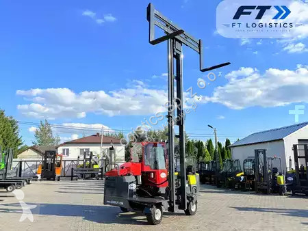 Stivuitor multidirectional Combilift