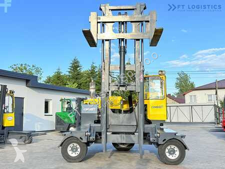 Empilhador multi direccional Combilift