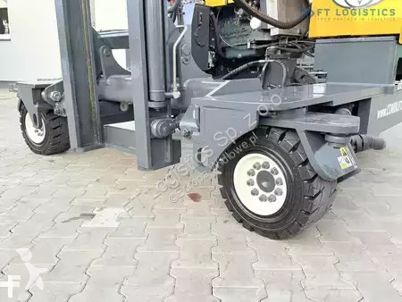 Štvorcestný vysokozdvižný vozík Combilift