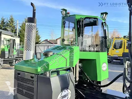 Štvorcestný vysokozdvižný vozík Combilift