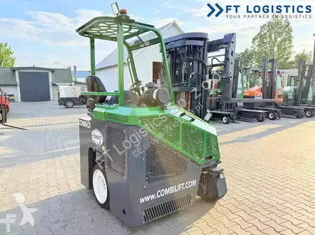 Štvorcestný vysokozdvižný vozík Combilift