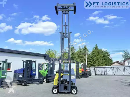 Stivuitor multidirectional Combilift