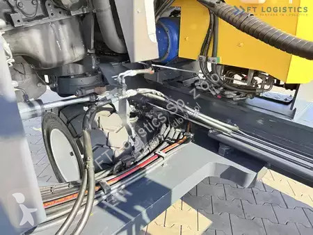 Štvorcestný vysokozdvižný vozík Combilift