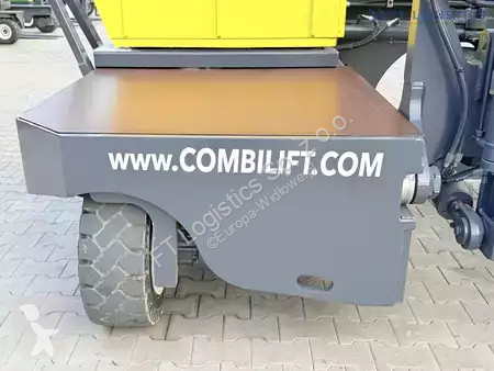 Štvorcestný vysokozdvižný vozík Combilift