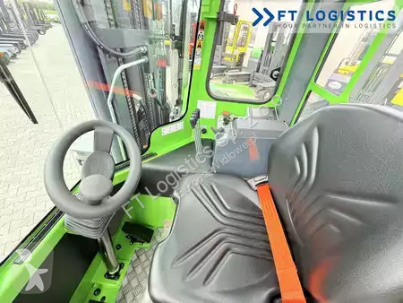 Štvorcestný vysokozdvižný vozík Combilift